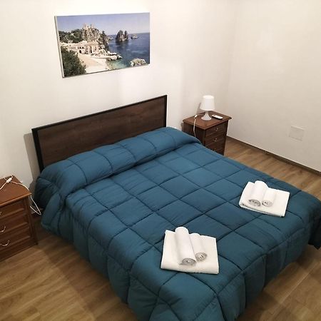 Scirocco E Maestrale Villa เปโตรสิโน ภายนอก รูปภาพ