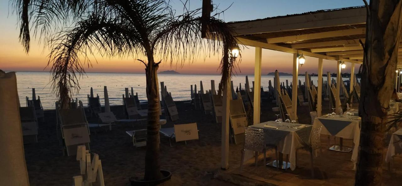 Scirocco E Maestrale Villa เปโตรสิโน ภายนอก รูปภาพ