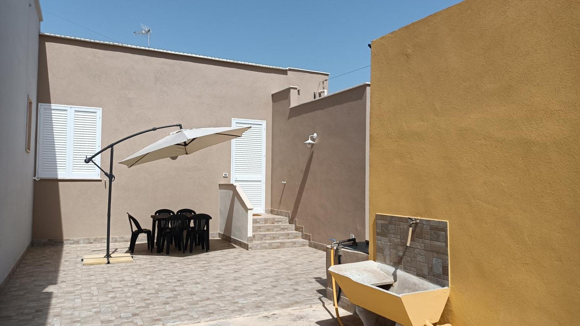 Scirocco E Maestrale Villa เปโตรสิโน ภายนอก รูปภาพ